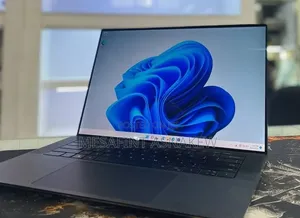 New Laptop Dell Precision 5540 16GB Intel Core i7 SSD 512GB