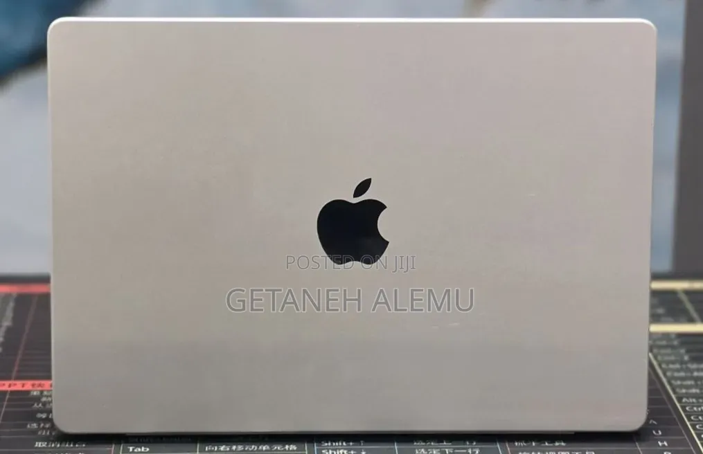 New Laptop Apple MacBook Pro 2021 M1 16GB Apple M1 Pro SSD 1T