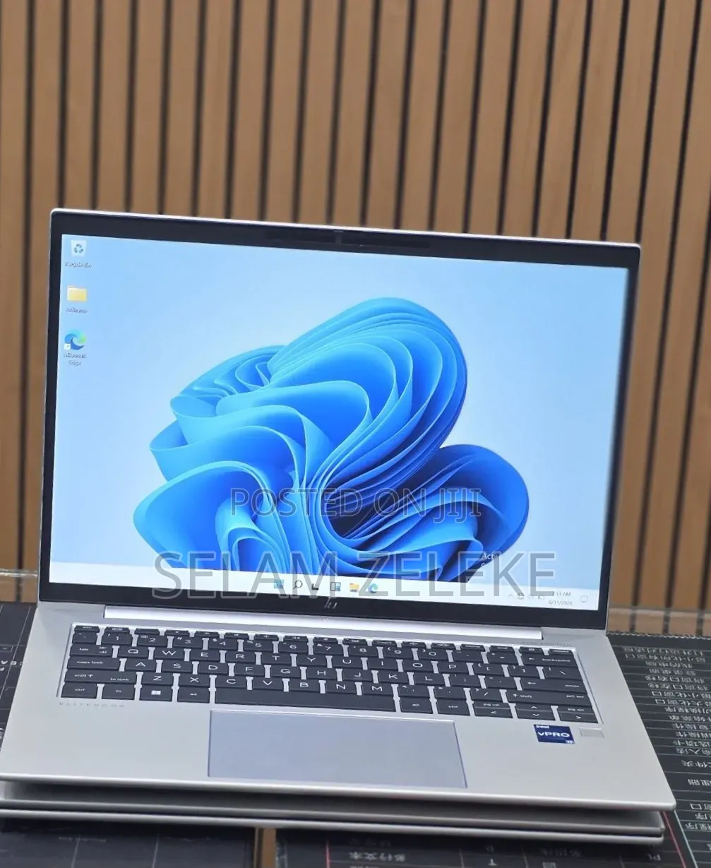 New Laptop HP EliteBook 840 G9 16GB Intel Core i7 SSD 512GB