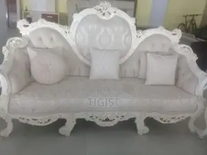 Sofa Ornate French Rococo / Victorian Revival