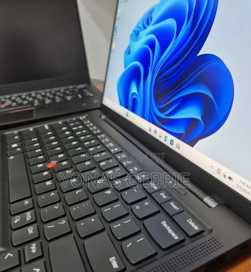 New Laptop Lenovo ThinkPad X1 Carbon 16GB Intel Core i5 SSD 512GB