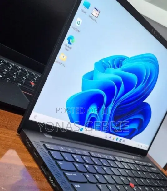 New Laptop Lenovo ThinkPad X1 Carbon 16GB Intel Core i5 SSD 512GB