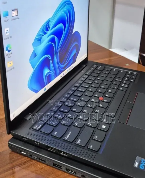 New Laptop Lenovo ThinkPad X1 Carbon 16GB Intel Core i5 SSD 512GB