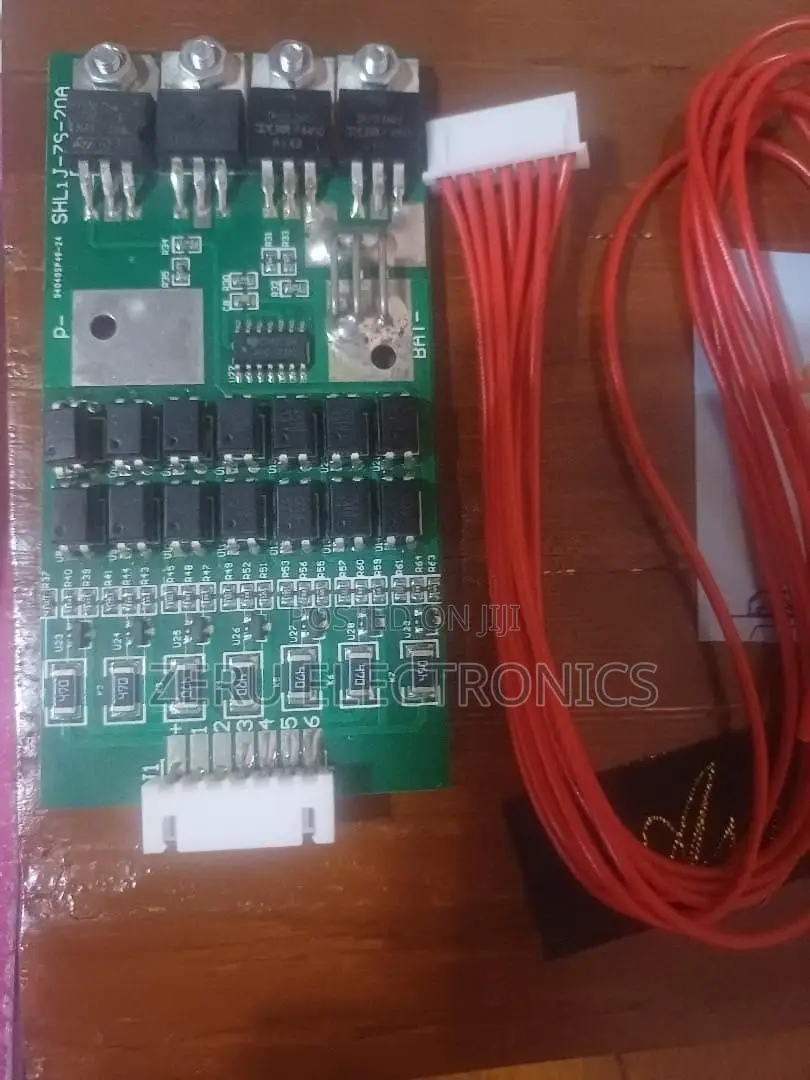 Battery Management System 7S