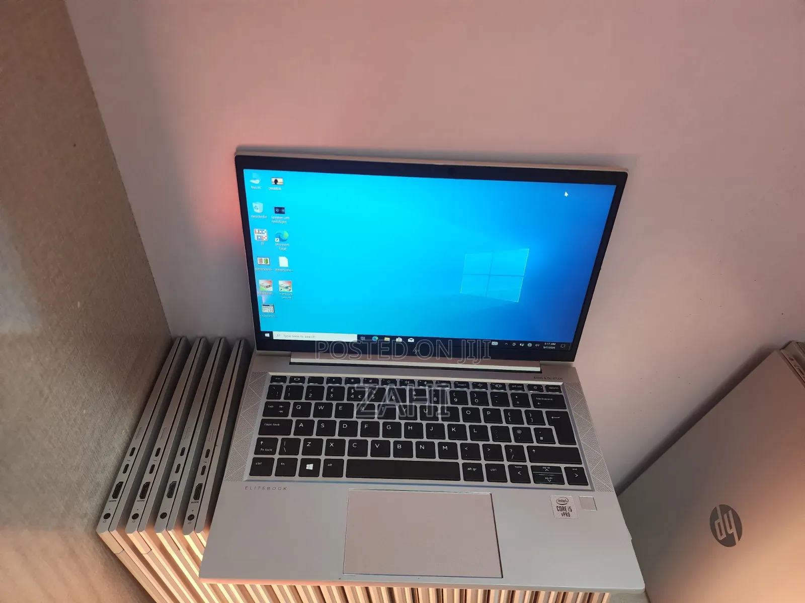 New Laptop HP EliteBook 830 G8 16GB Intel Core i5 SSD 512GB