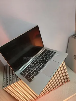 New Laptop HP EliteBook 830 G8 16GB Intel Core i5 SSD 512GB