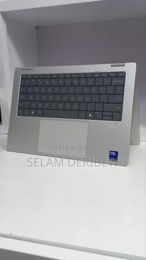 New Laptop HP OmniBook Ultra Flip 14" 16GB Intel Core Ultra 7 SSD 1T