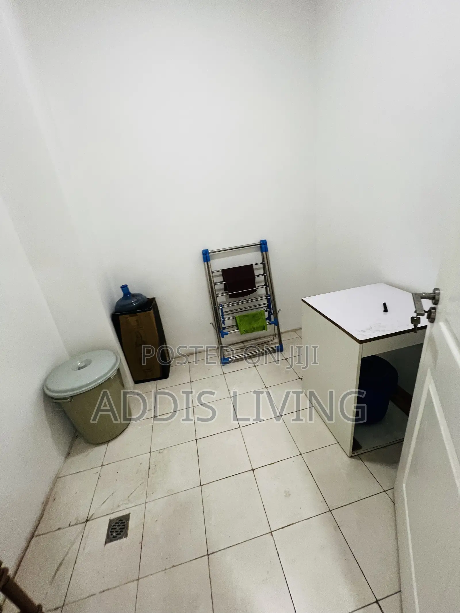 Furnished 3bdrm Apartment in Bole for rent