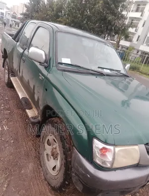 Toyota Hilux 2.5 Cab 2005 Green