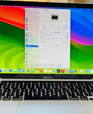New Laptop Apple MacBook Pro 2021 M1 16GB Apple M1 Pro SSD 256GB