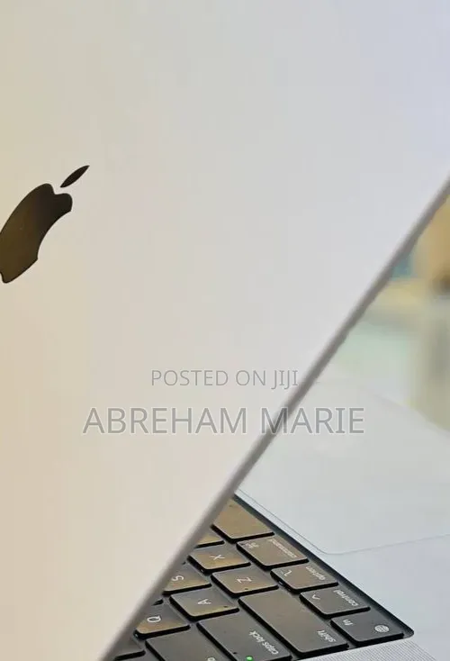 New Laptop Apple MacBook Pro 2021 M1 32GB Apple M1 Pro SSD 1T