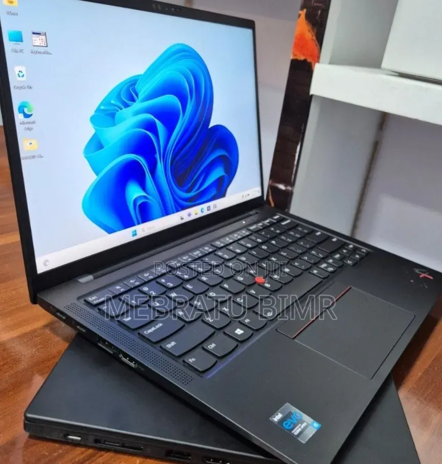 New Laptop Lenovo ThinkPad X1 Carbon 16GB Intel Core i5 SSD 512GB