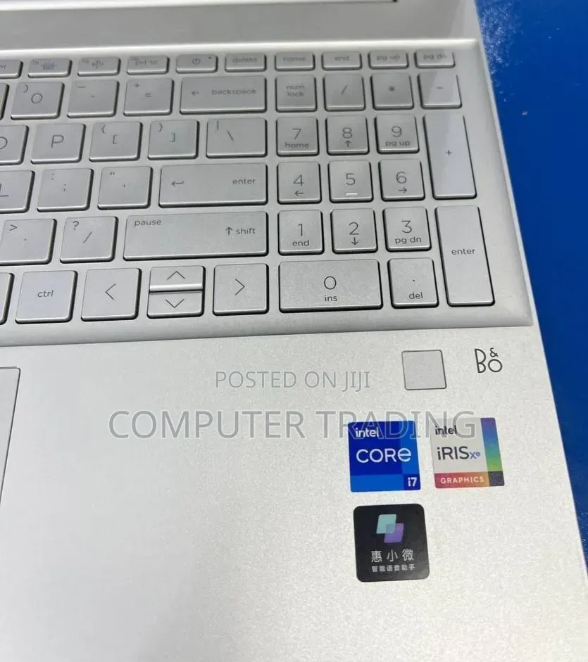 New Laptop HP Pavilion 17 16GB Intel Core i7 SSD 1T