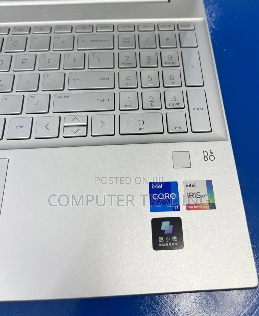 New Laptop HP Pavilion 17 16GB Intel Core i7 SSD 1T