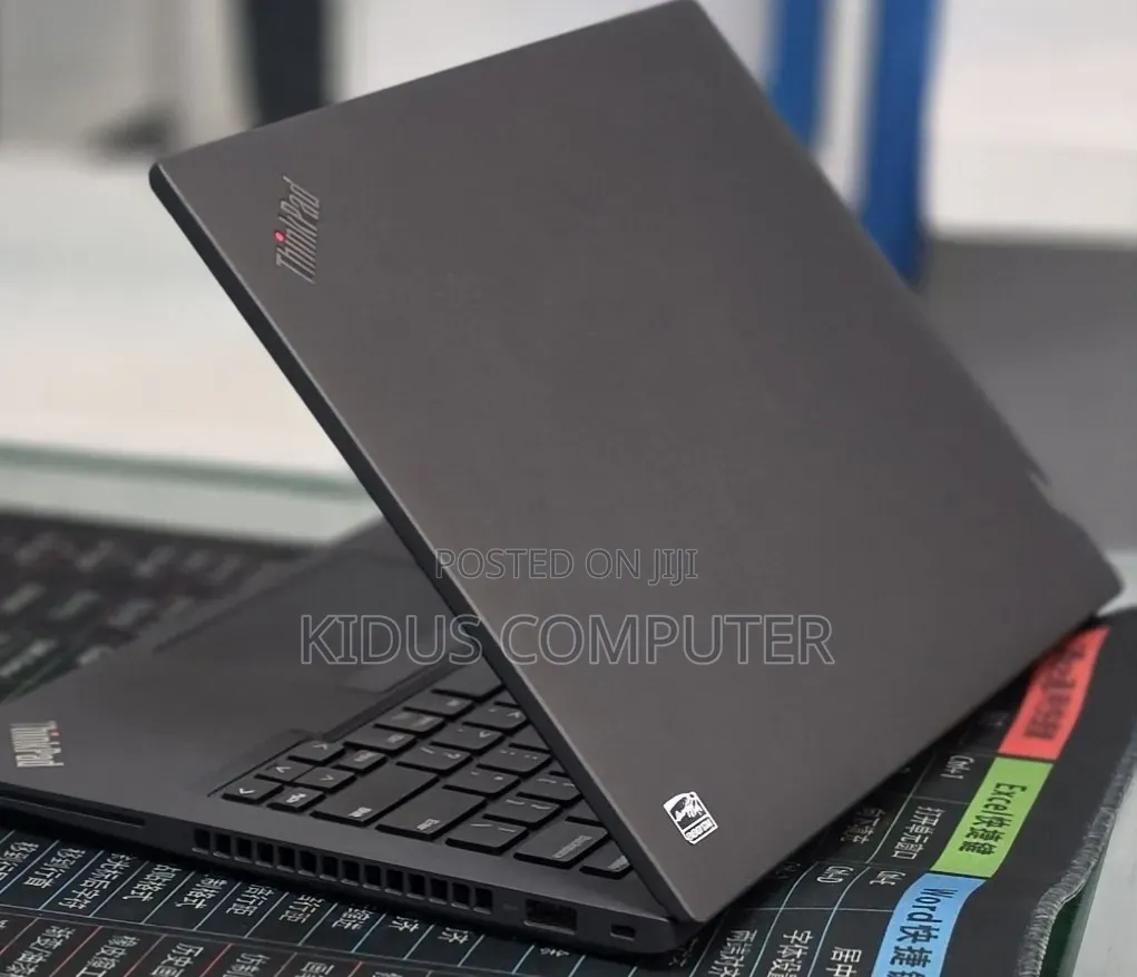 New Laptop Lenovo ThinkPad T14 G4 16GB Intel Core i7 SSD 512GB