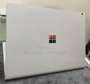 New Laptop Microsoft Surface Book 8GB Intel Core i5 SSD 128GB