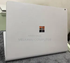 New Laptop Microsoft Surface Book 8GB Intel Core i5 SSD 128GB