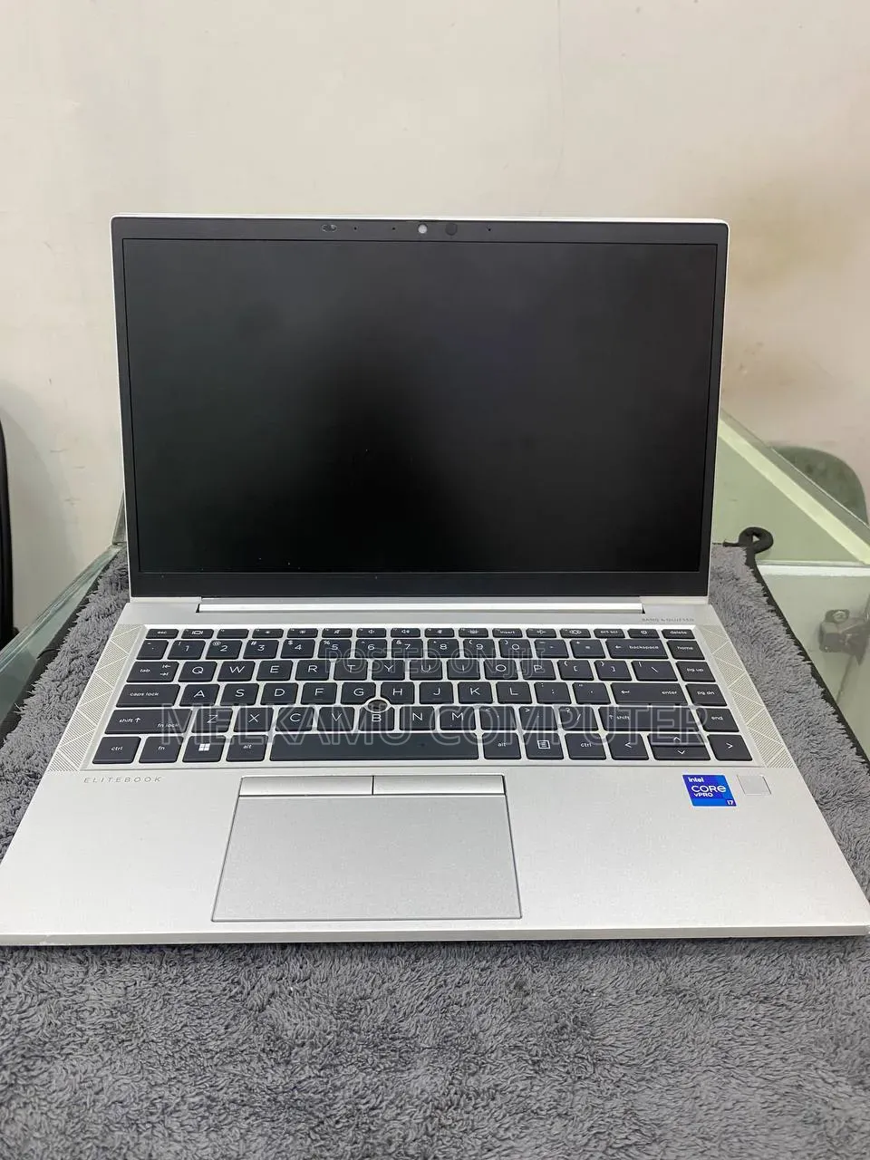 New Laptop HP EliteBook 840 G8 8GB Intel Core i7 SSD 512GB