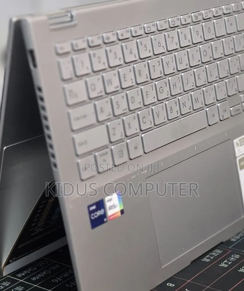New Laptop Asus VivoBook 15 X505BA 16GB Intel Core i9 SSD 1T