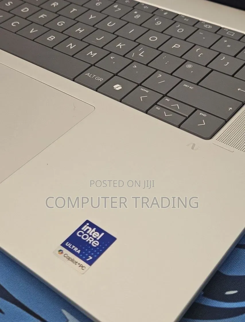 New Laptop HP OmniBook Ultra Flip 16" 16GB Intel Core Ultra 7 SSD 1T