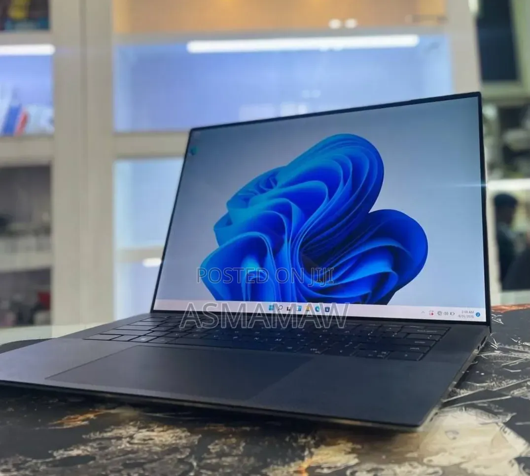 New Laptop Dell Precision 5540 4GB Intel Core i7 SSD 512GB