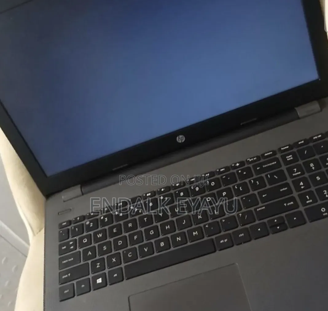 New Laptop HP 8GB Intel Core i3 HDD 1T