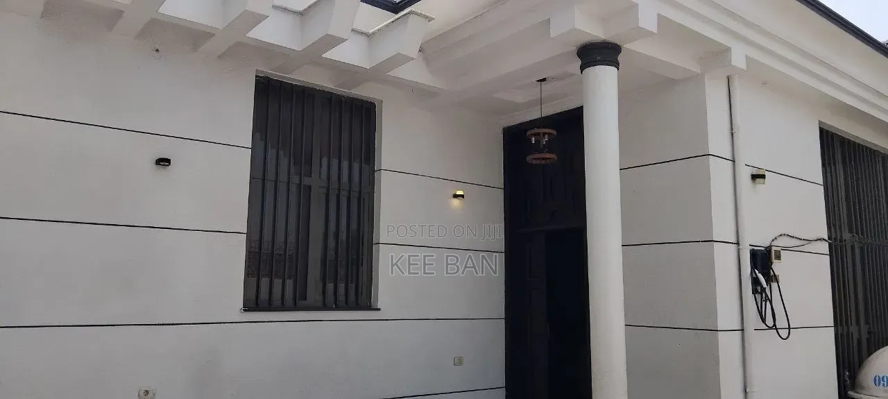 Furnished 7bdrm Villa in Residential Mixed, Oromia-Finfinne for sale