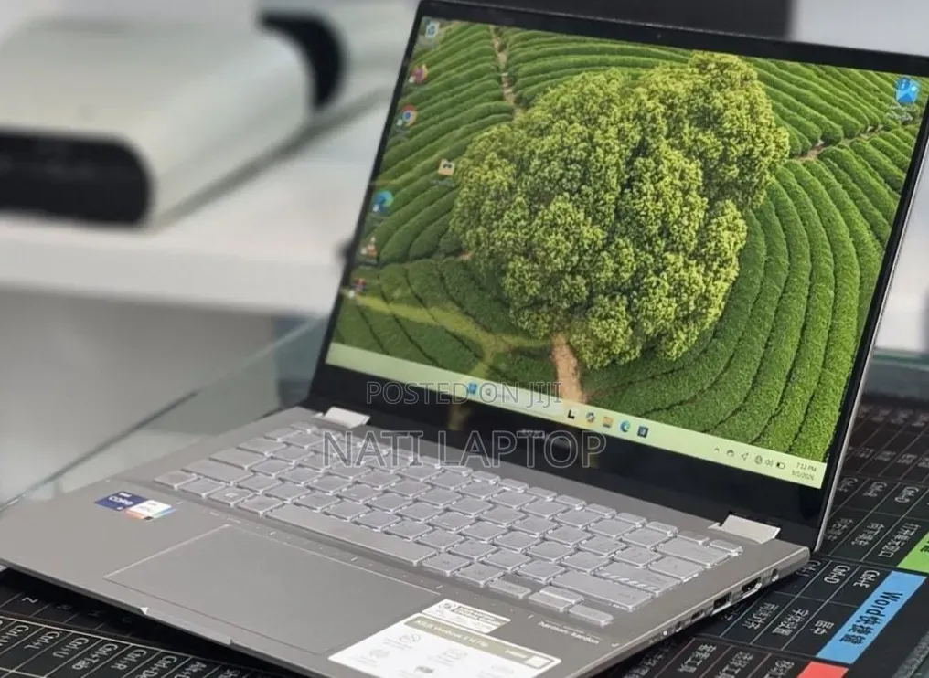 New Laptop Asus VivoBook 15 X505BA 16GB Intel Core i9 SSD 1T