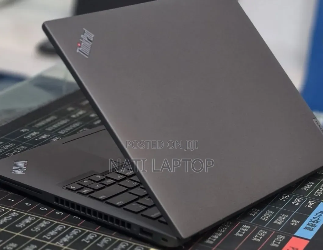 New Laptop Lenovo ThinkPad T14 16GB Intel Core i7 SSD 512GB