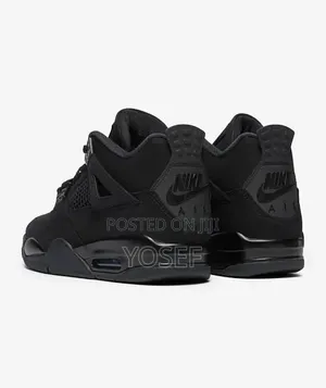 Air Jordan 4 Retro