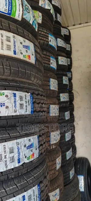 Car Tyre Goma Vitz Yaris Compact Corolla Car Wheel