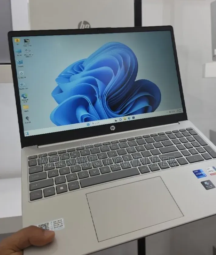 New Laptop HP Stream Notebook 16GB Intel Core i7 SSD 512GB