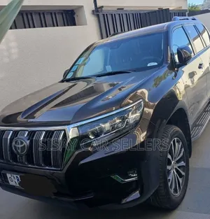 Toyota Land Cruiser Prado 2018 Black