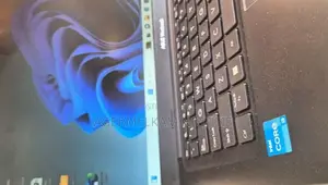 New Laptop Asus Vivobook 14 8GB Intel Core i3 SSD 128GB