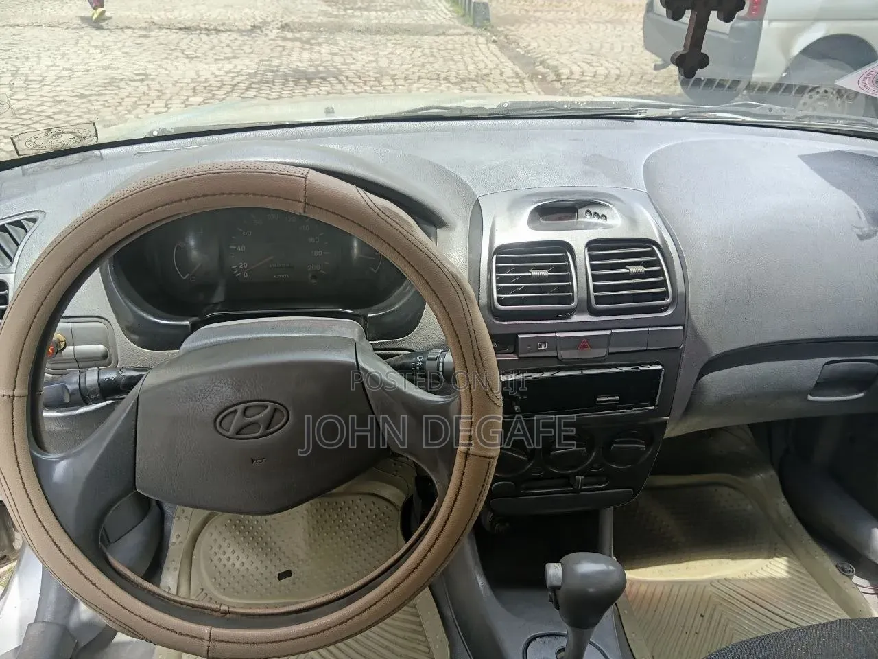Hyundai Accent 2002 Silver