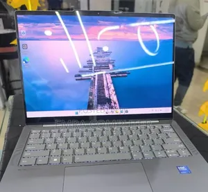 New Laptop Lenovo 32GB Intel Core Ultra 7 SSD 512GB