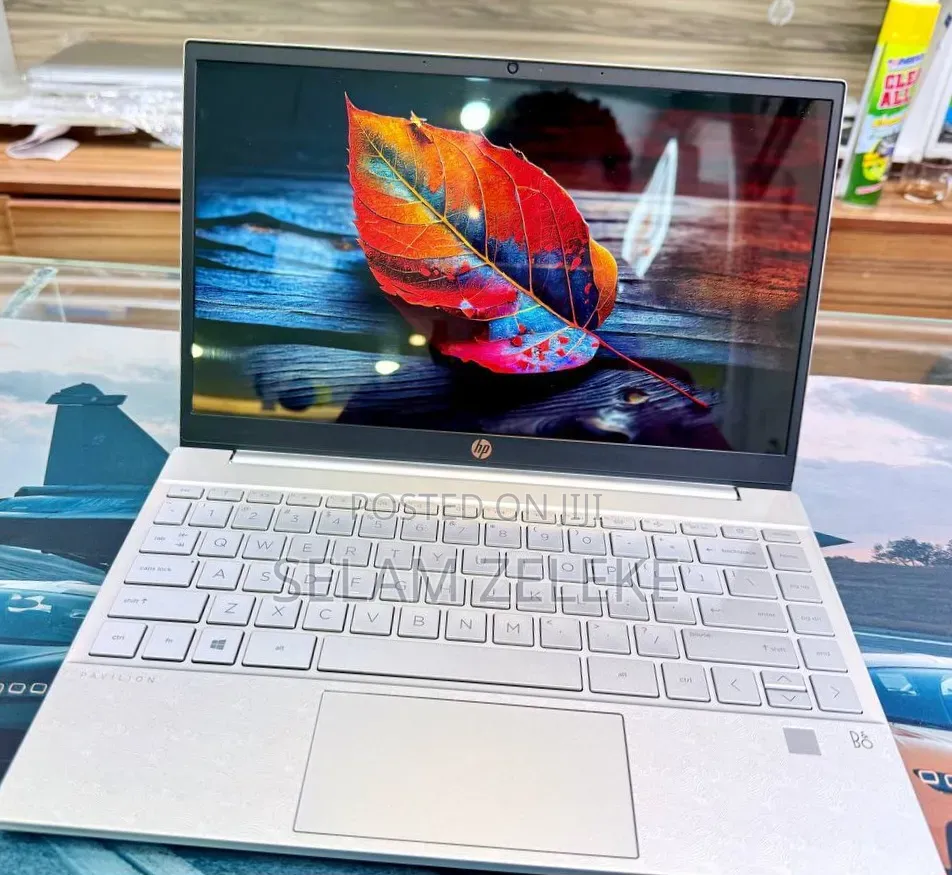 New Laptop HP Pavilion 13 16GB Intel Core i5 SSD 512GB