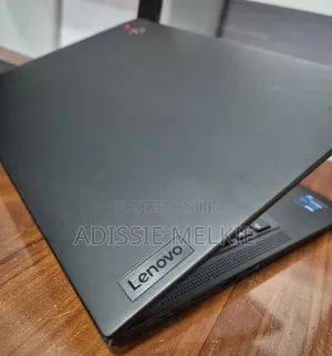 New Laptop Lenovo ThinkPad X1 Carbon 16GB Intel Core i5 SSD 512GB