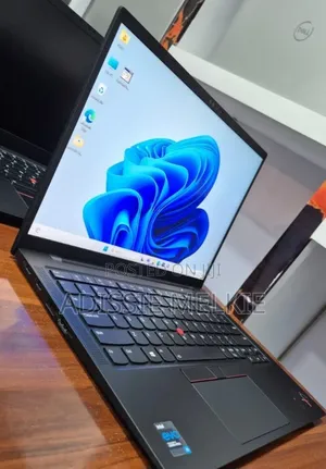 New Laptop Lenovo ThinkPad X1 Carbon 16GB Intel Core i5 SSD 512GB