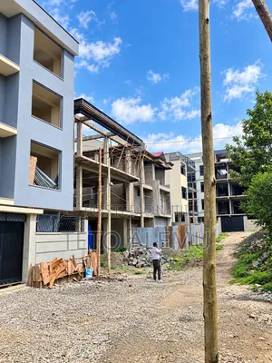 6bdrm House