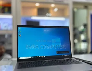 New Laptop Dell 16GB Intel Core i7 SSD 512GB