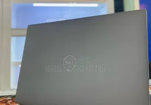 New Laptop Dell 16GB Intel Core i7 SSD 512GB