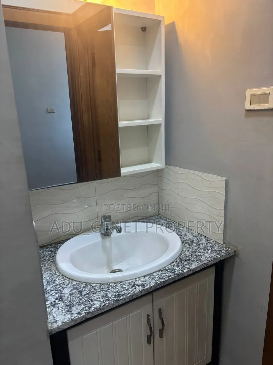 Furnished 3bdrm Apartment in Around 72, Bole for sale