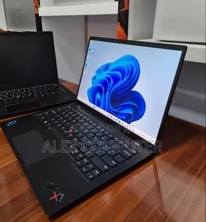 New Laptop Lenovo ThinkPad X1 Carbon 16GB Intel Core i5 SSD 512GB