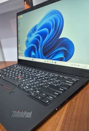 New Laptop Lenovo ThinkPad X1 Yoga 16GB Intel Core i7 SSD 512GB