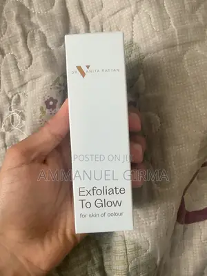 Dr Vanita Rattan Exfoliate to Glow 50ml Brightening Exfoliator
