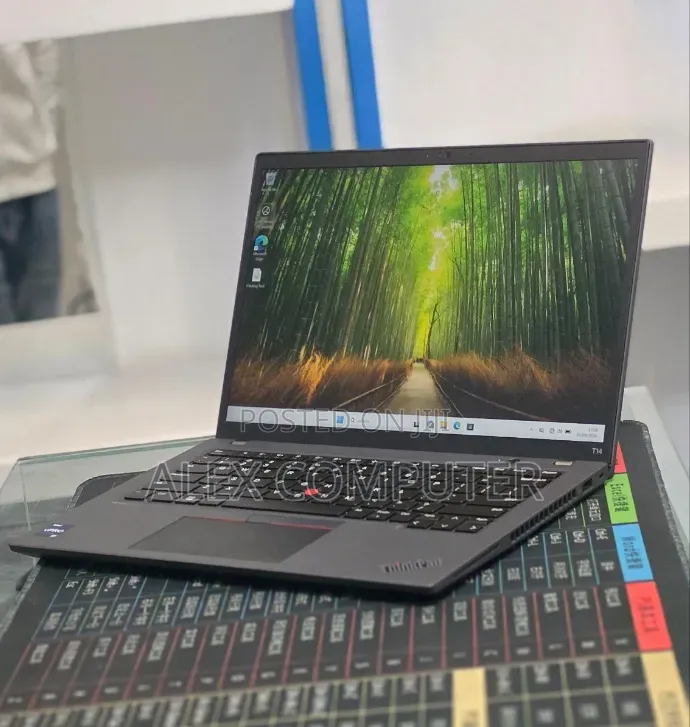 New Laptop Lenovo ThinkPad T14 G4 16GB Intel Core i7 SSD 512GB