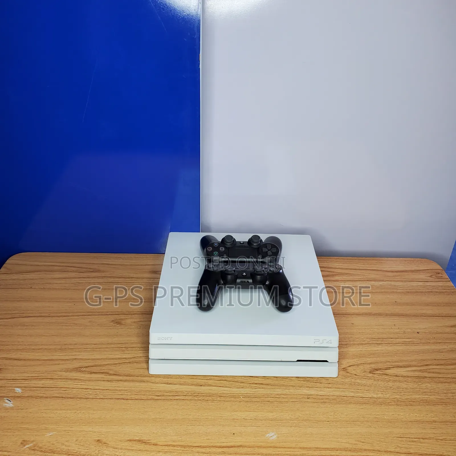 PS4 Pro – 2 Original Joystick እና 5 ጌሞች – 6 ወር ዋስትና አለው
