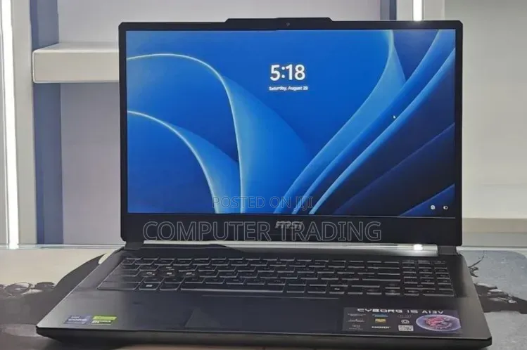 New Laptop MSI Cyborg 15 16GB Intel Core i7 SSD 1T
