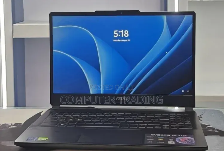New Laptop MSI Cyborg 15 16GB Intel Core i7 SSD 1T